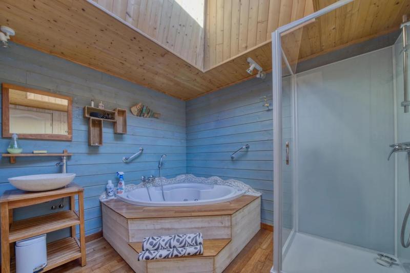 Demeure - 340 m² - 14 pièces