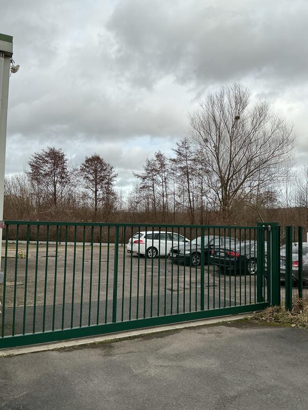 Local d'activités - 340 m²