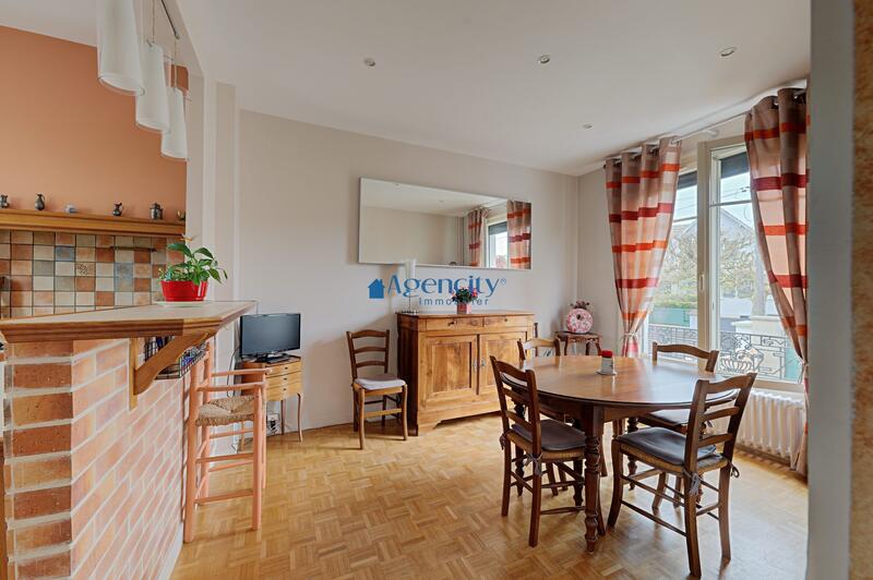 Maison - 96 m² - 5 pièces