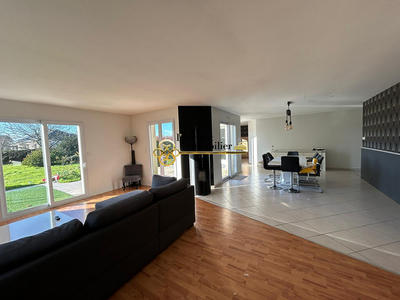 Maison - 149 m² - 6 pièces