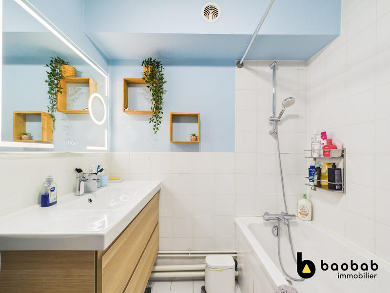 Appartement - 94 m² - 5 pièces