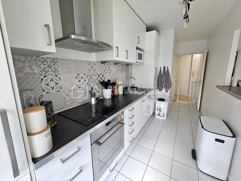 Appartement - 70 m² - 4 pièces