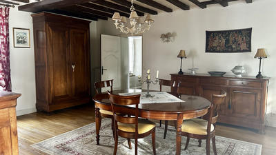 Maison - 211 m² - 7 pièces