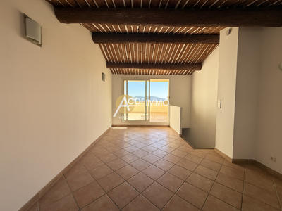 Maison - 107 m² - 6 pièces