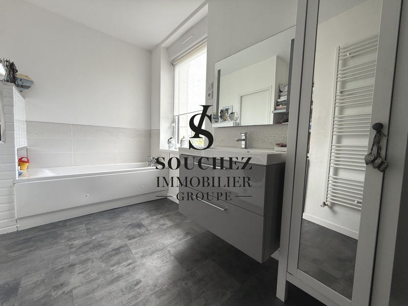 Maison - 162 m² - 6 pièces