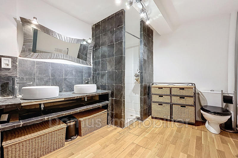 Maison de village - 200 m² - 6 pièces