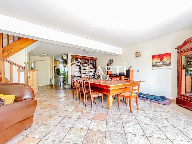 Maison - 145 m² - 7 pièces