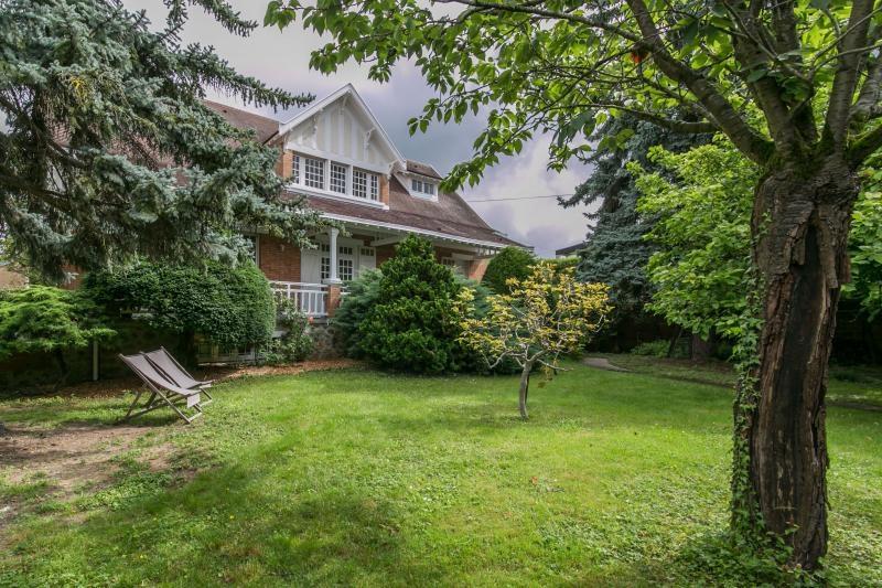 Propriété - 200 m² - 8 pièces