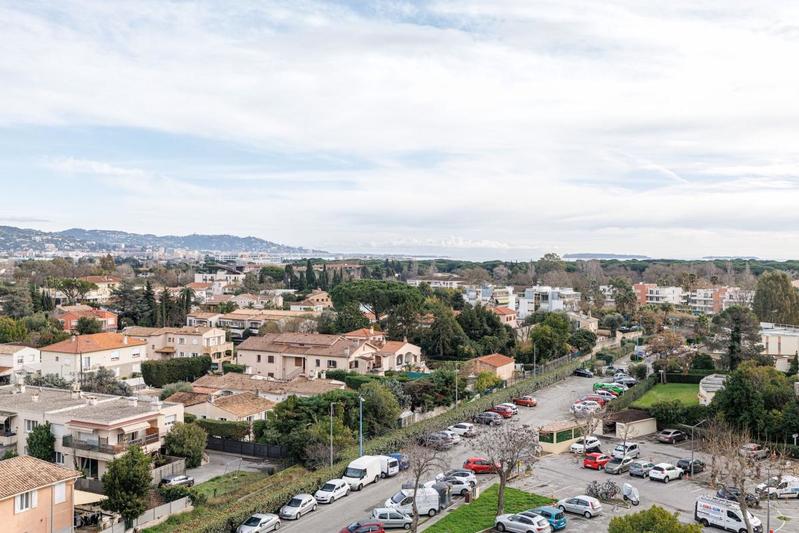 Appartement - 98 m² - 3 pièces