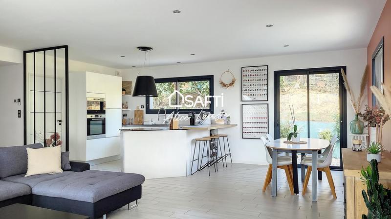 Maison - 123 m² - 5 pièces