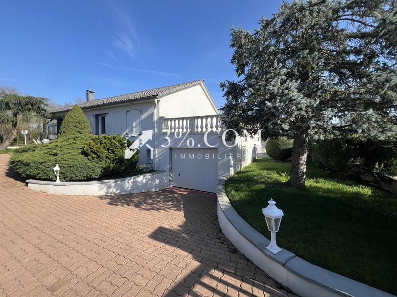 Propriété - 110 m² - 6 pièces