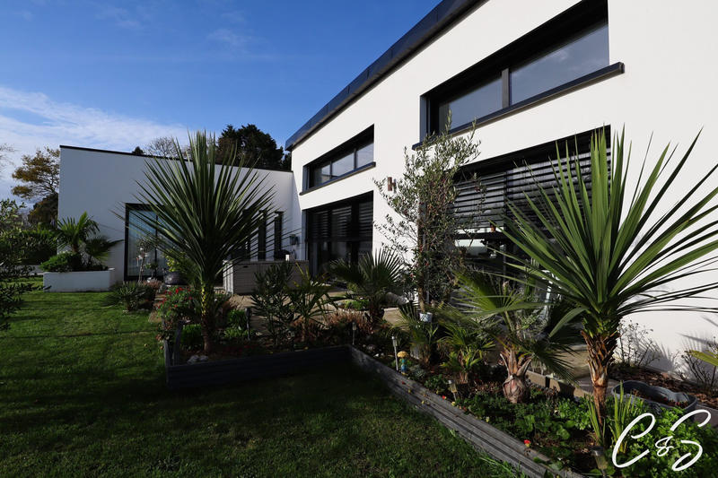 Maison - 162 m² - 6 pièces