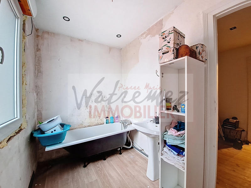 Maison - 90 m² - 5 pièces