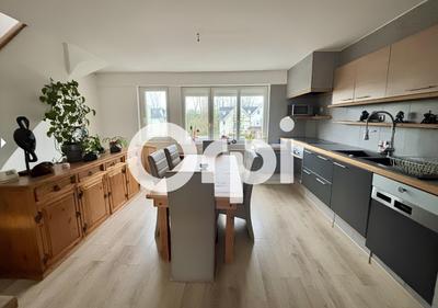 Maison - 105 m² - 4 pièces