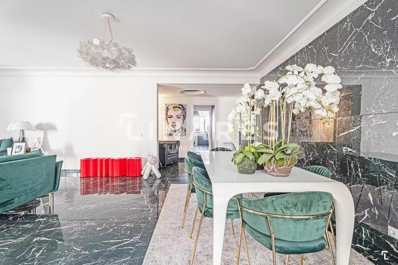 Appartement - 166 m² - 5 pièces