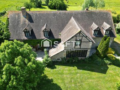 Maison - 345 m² - 11 pièces