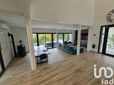 Maison de maîtres - 250 m² - 8 pièces