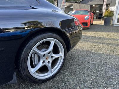 Porsche 996 Carrera 4
