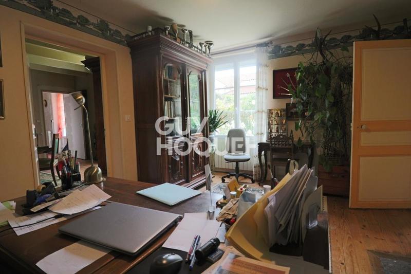 Maison ancienne - 225 m² - 8 pièces