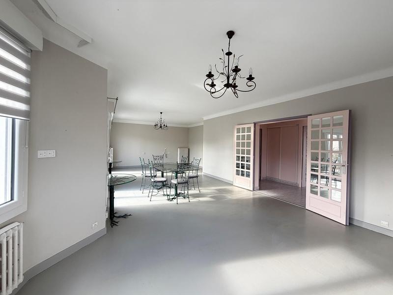 Maison - 168 m² - 5 pièces