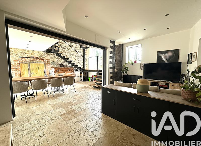 Maison - 170 m² - 8 pièces