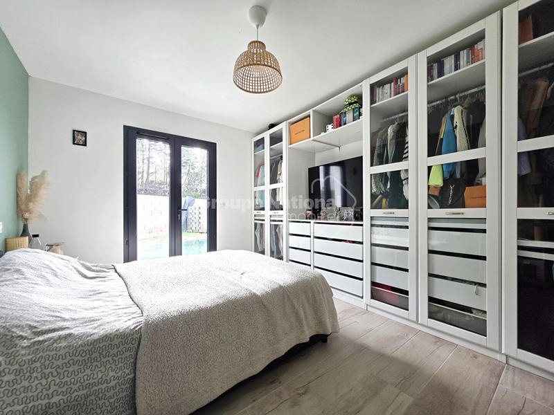 Maison - 95 m² - 5 pièces