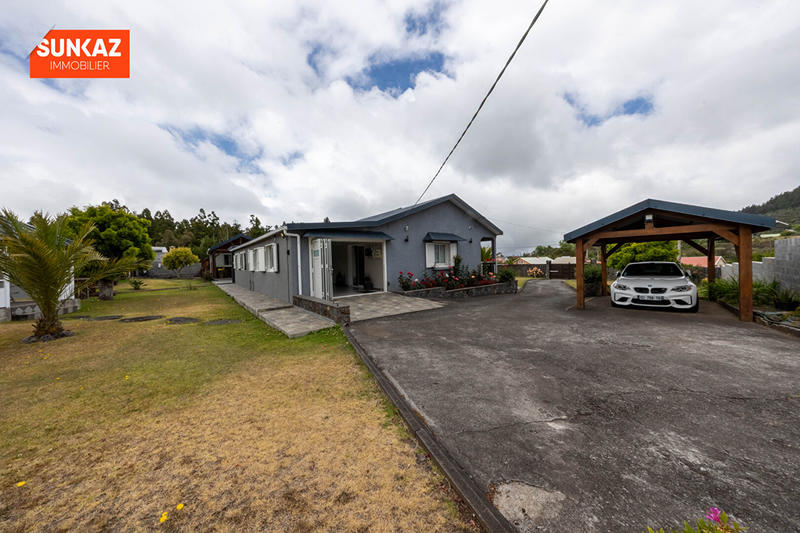 Maison - 141 m² - 6 pièces