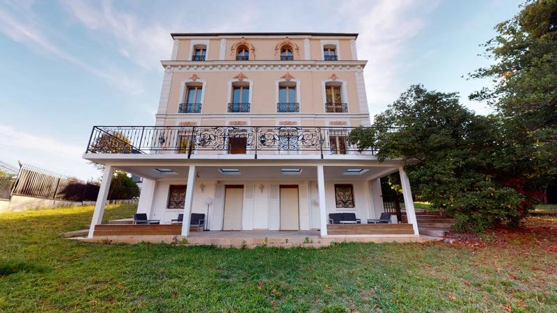 Appartement - 407 m²