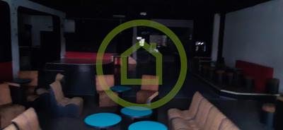 Local d'activités - 120 m² - 5 pièces