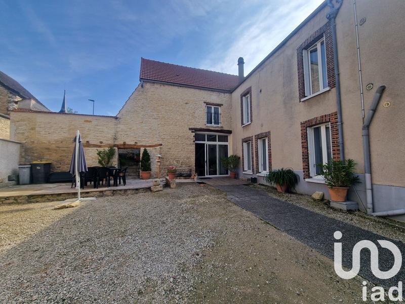 Maison - 141 m² - 7 pièces