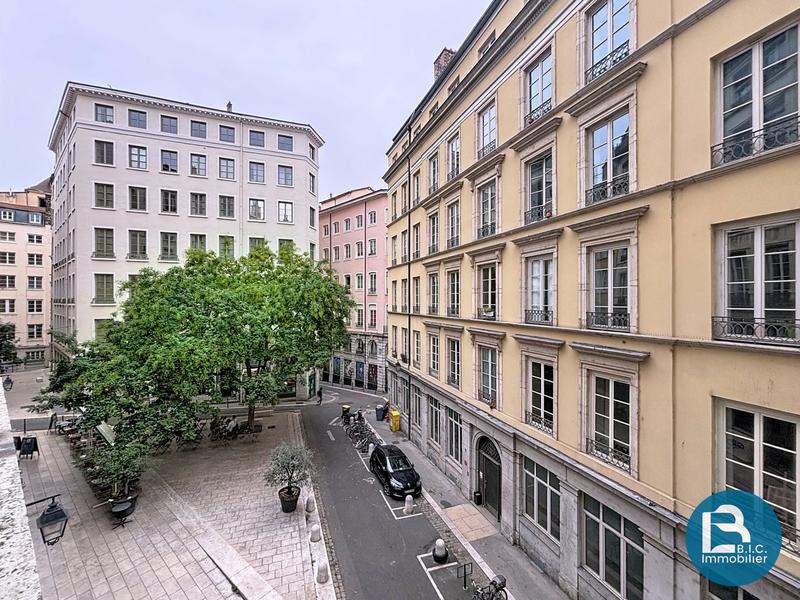 Appartement - 60 m² - 2 pièces