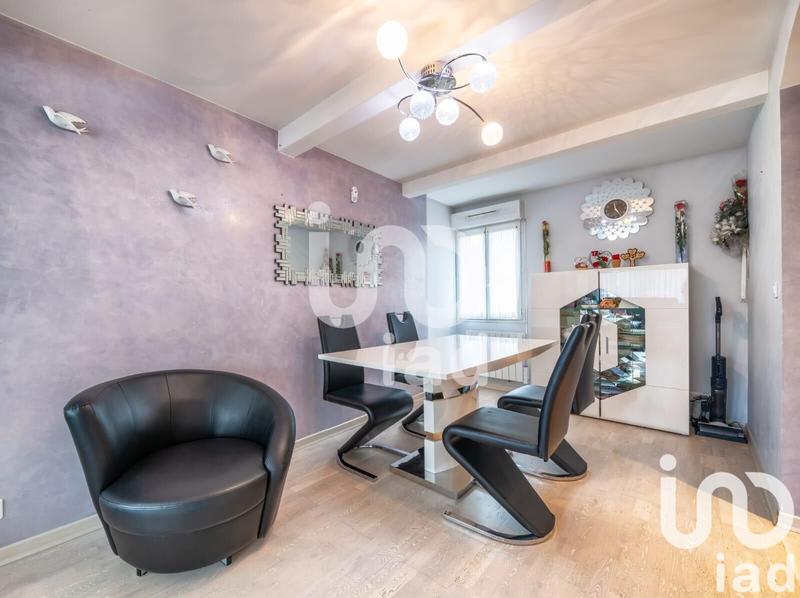 Maison - 187 m² - 6 pièces