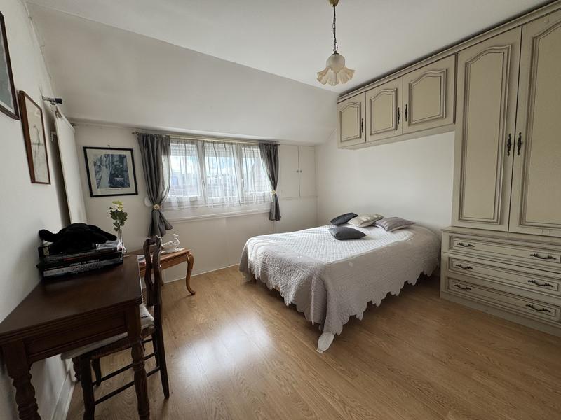 Maison contemporaine - 175 m² - 6 pièces