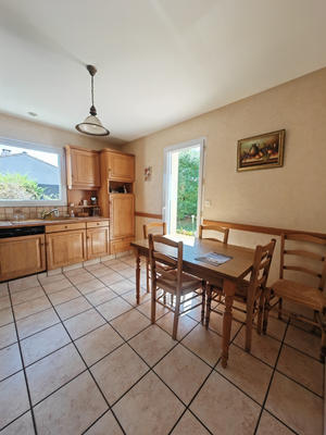 Maison - 90 m² - 4 pièces