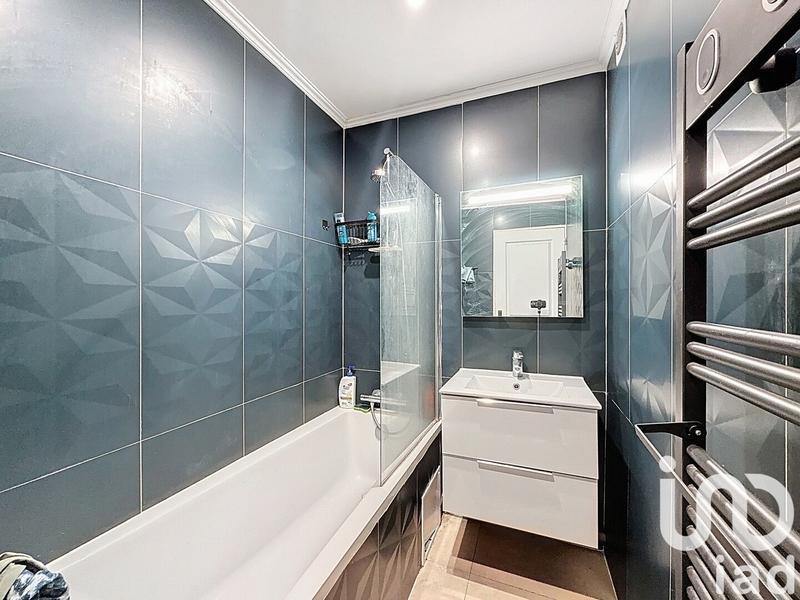 Appartement - 98 m² - 5 pièces