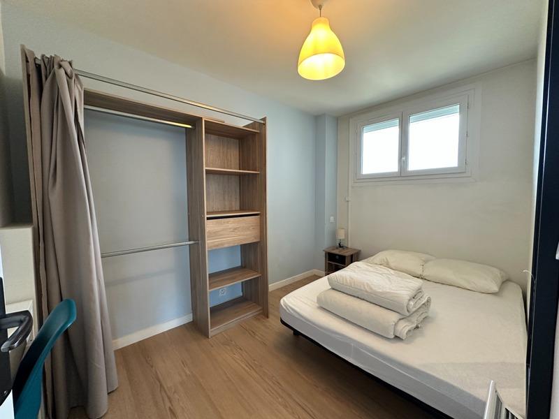 Appartement - 100 m² - 5 pièces