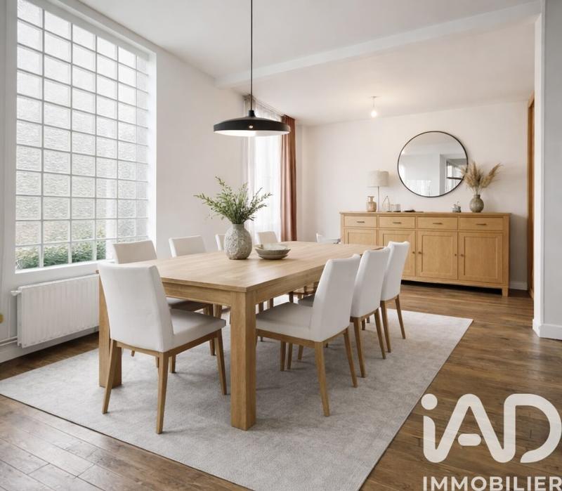 Maison - 148 m² - 5 pièces