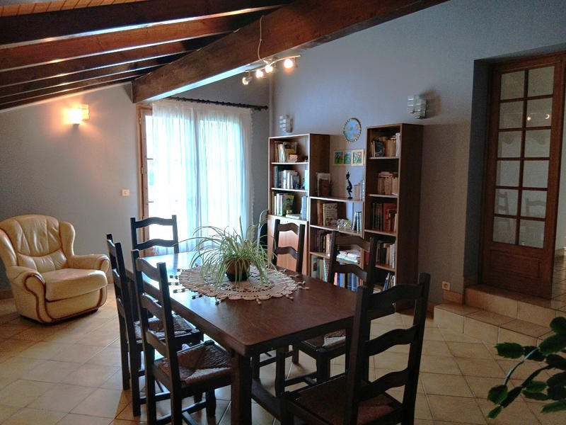 Maison - 142 m² - 6 pièces