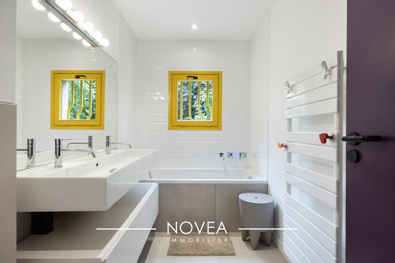 Maison - 199 m² - 6 pièces