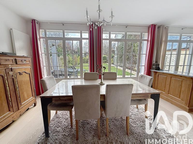 Maison - 174 m² - 7 pièces