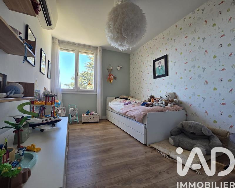 Appartement - 81 m² - 4 pièces