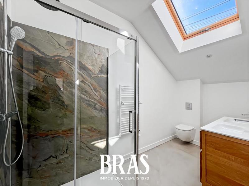 Moulin - 122 m² - 5 pièces