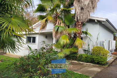 Maison - 121 m² - 6 pièces