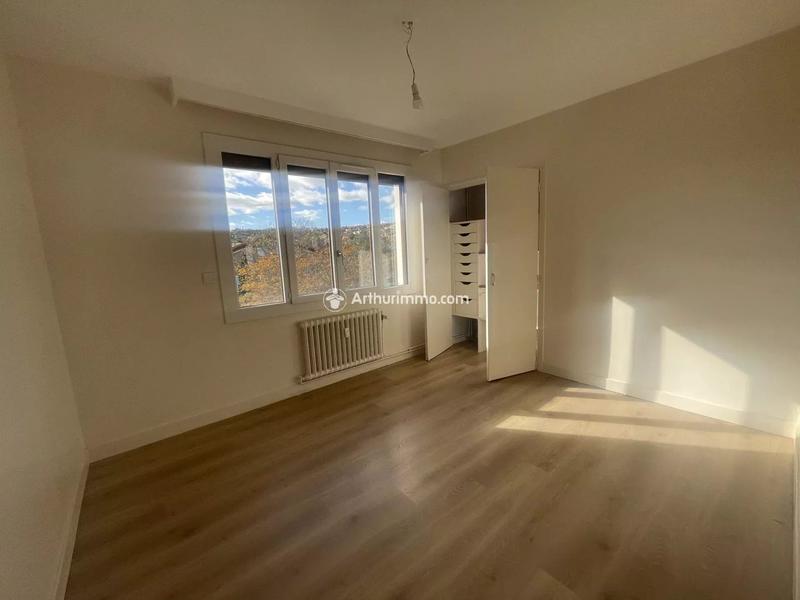 Appartement - 142 m² - 5 pièces