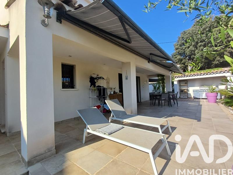 Maison - 188 m² - 8 pièces