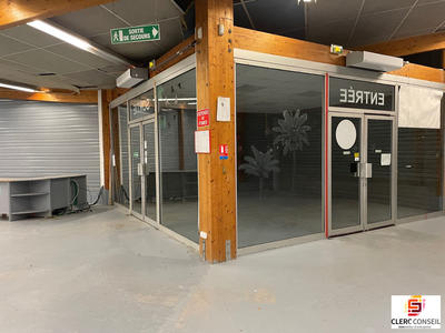 Local commercial - 1 100 m²