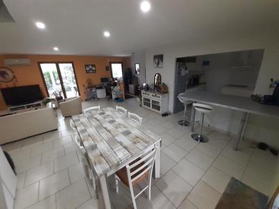 Pavillon - 130 m² - 7 pièces