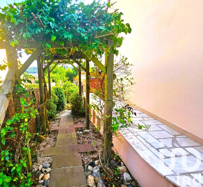 Maison - 132 m² - 7 pièces