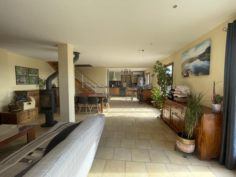 Maison - 108 m² - 4 pièces