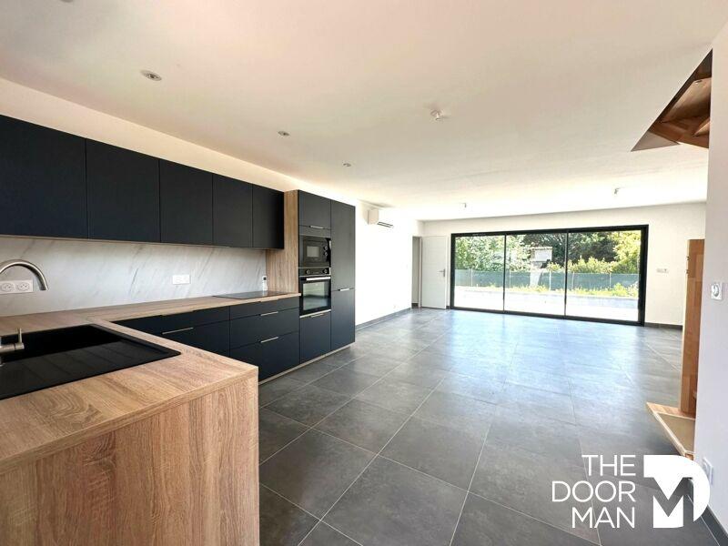 Maison - 113 m² - 5 pièces